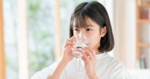 お水は1日2L飲むのが良い！？健康効果のための正しい飲み方とは